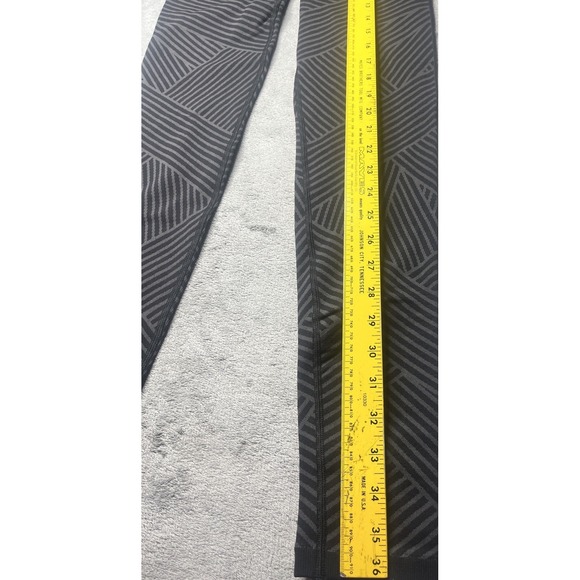 Ivivva Leggings Yoga Pants Girls 14 Breath Love Gray Striped Seamless Gym Run‎ - Picture 5 of 8